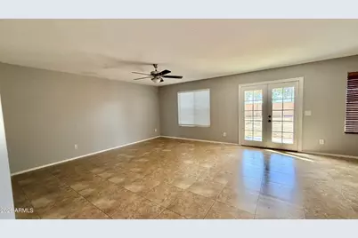 18850 N Toledo Avenue, Maricopa, AZ 85138 - Photo 6