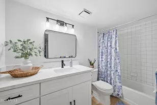 850 S River Dr, Tempe, AZ 85281 - Photo 16