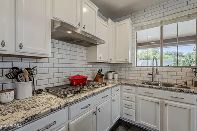 2669 E Tamarisk Street, Gilbert, AZ 85296 - Photo 12