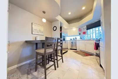 902 W Glendale Avenue #212, Phoenix, AZ 85021 - Photo 6