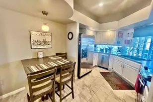 902 W Glendale Ave, Phoenix, AZ 85021 - Photo 8