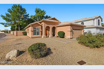 1101 W Davis Road, Phoenix, AZ 85023 - Photo 2