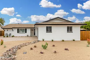 8537 E Vista Dr, Scottsdale, AZ 85250 - Photo 2