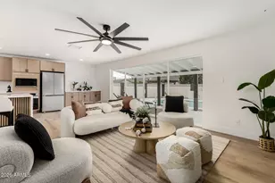 8537 E Vista Dr, Scottsdale, AZ 85250 - Photo 10