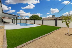 8537 E Vista Dr, Scottsdale, AZ 85250 - Photo 32