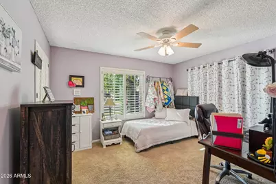 1810 E Harmont Drive, Phoenix, AZ 85020 - Photo 32