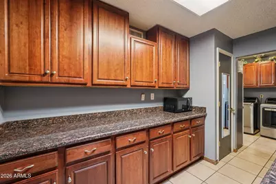 1810 E Harmont Drive, Phoenix, AZ 85020 - Photo 36