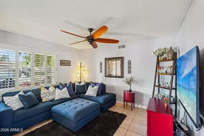 1810 E Harmont Drive, Phoenix, AZ 85020 - Photo 10