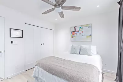 1449 E Highland Avenue #9, Phoenix, AZ 85014 - Photo 16