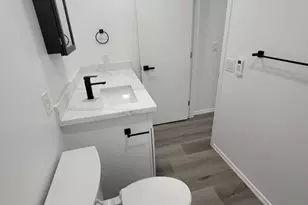 2002 W Adams St, Phoenix, AZ 85009 - Photo 48