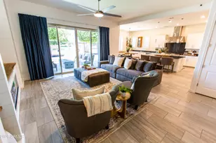 3200 S Pinnacle Dr, Chandler, AZ 85286 - Photo 8