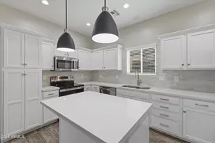 3010 N 37th St, Phoenix, AZ 85018 - Photo 6