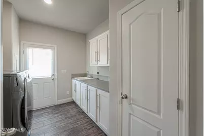 653 S Hidden Valley Road, Maricopa, AZ 85139 - Photo 20