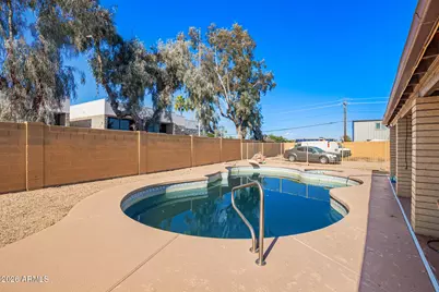 16848 N 40th Avenue, Phoenix, AZ 85053 - Photo 30