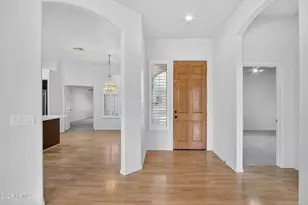 9711 E Glencove Cir, Mesa, AZ 85207 - Photo 6