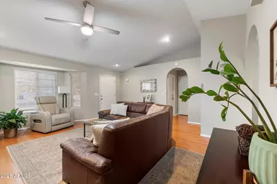 7032 E Gary Street, Mesa, AZ 85207 - Photo 8