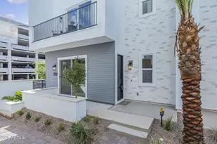 115 W Holcomb Ln, Phoenix, AZ 85003 - Photo 4