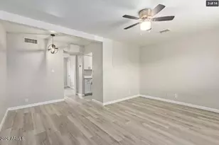 2942 N 34th Pl, Phoenix, AZ 85018 - Photo 8