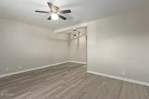 2942 N 34th Pl, Phoenix, AZ 85018 - Photo 8