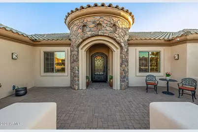 18025 W Montebello Avenue, Litchfield Park, AZ 85340 - Photo 16