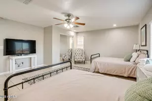 9819 N 67th Dr, Peoria, AZ 85345 - Photo 16