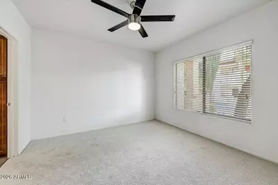 750 E Northern Avenue #1041, Phoenix, AZ 85020 - Photo 8