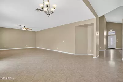 3482 W Sunshine Butte Drive, San Tan Valley, AZ 85144 - Photo 14