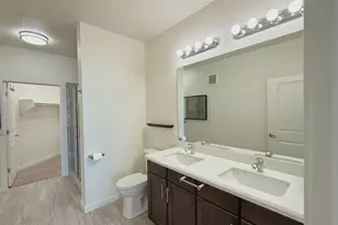 2511 W Queen Creek Rd, Chandler, AZ 85248 - Photo 12