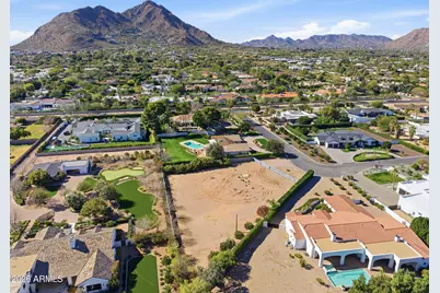 6827 E Vermont Avenue #8, Paradise Valley, AZ 85253 - Photo 1
