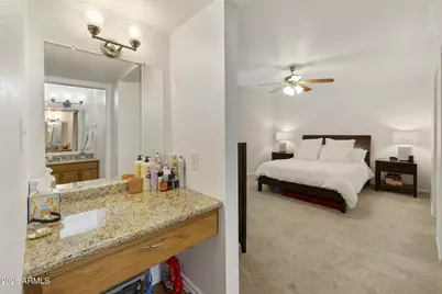 3039 N 38th Street #11, Phoenix, AZ 85018 - Photo 16