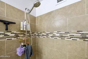 3039 N 38th St, Phoenix, AZ 85018 - Photo 18