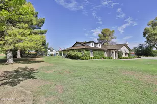 2672 E Mesquite St, Gilbert, AZ 85296 - Photo 22