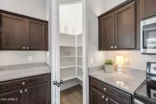 3041 S Lindenwood Cir, Mesa, AZ 85212 - Photo 18