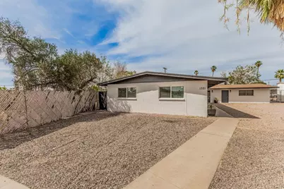 1321 N 48th Place #Apt 2, Phoenix, AZ 85008 - Photo 2
