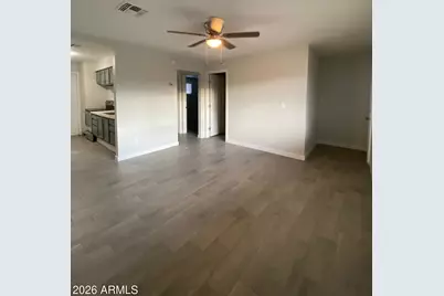 1321 N 48th Place #Apt 2, Phoenix, AZ 85008 - Photo 4