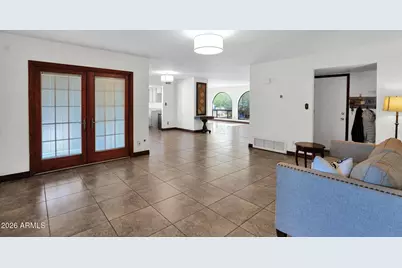 2818 E Calaveros Drive, Phoenix, AZ 85028 - Photo 22