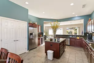 16385 W Glacier Ct, Surprise, AZ 85387 - Photo 22