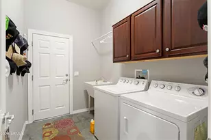 16385 W Glacier Ct, Surprise, AZ 85387 - Photo 36