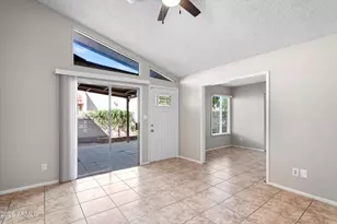 555 N May St, Mesa, AZ 85201 - Photo 10