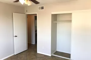 3301 E Earll Dr, Phoenix, AZ 85018 - Photo 8