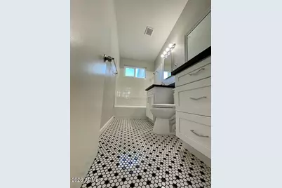 2012 E Howe Avenue, Tempe, AZ 85281 - Photo 10