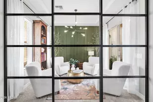 2948 E Crest Ln, Phoenix, AZ 85050 - Photo 6