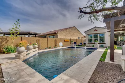 2948 E Crest Lane, Phoenix, AZ 85050 - Photo 38