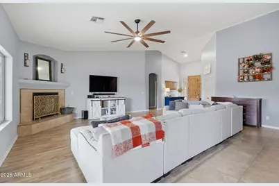 44614 N 20th Street, New River, AZ 85087 - Photo 14