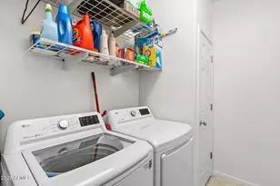 3935 E Rough Rider Rd, Phoenix, AZ 85050 - Photo 22