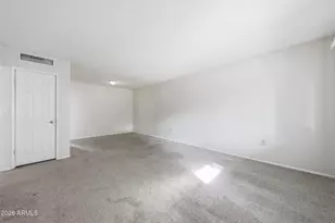 10622 W Coggins Dr, Sun City, AZ 85351 - Photo 28