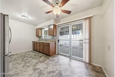 10622 W Coggins Drive, Sun City, AZ 85351 - Photo 32