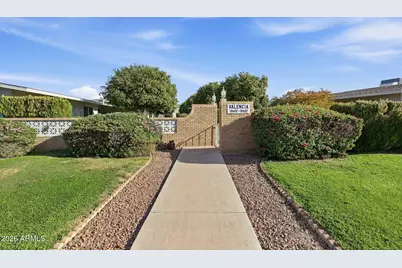 10622 W Coggins Drive, Sun City, AZ 85351 - Photo 22