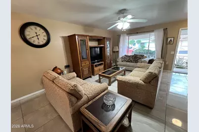 9711 W Hawthorn Court, Sun City, AZ 85351 - Photo 6