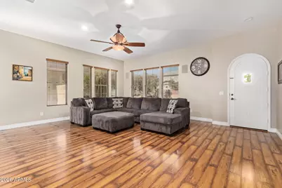 15249 W Dahlia Drive, Surprise, AZ 85379 - Photo 4